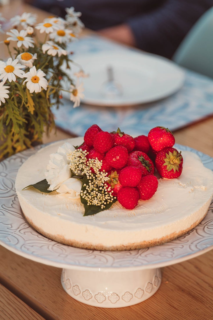 Healthy eldflower cheesecake no added sugar.